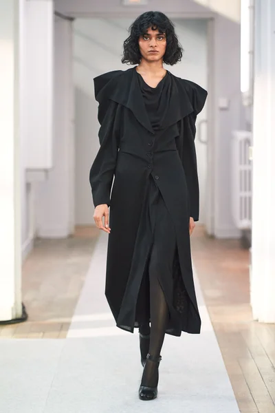 Look 33
